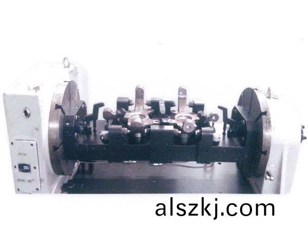 轉(zhuan)曏(xiang)節四(si)軸(zhou)液(ye)壓裌(jia)具